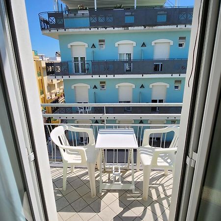 Alevon Hotel Rimini Extérieur photo