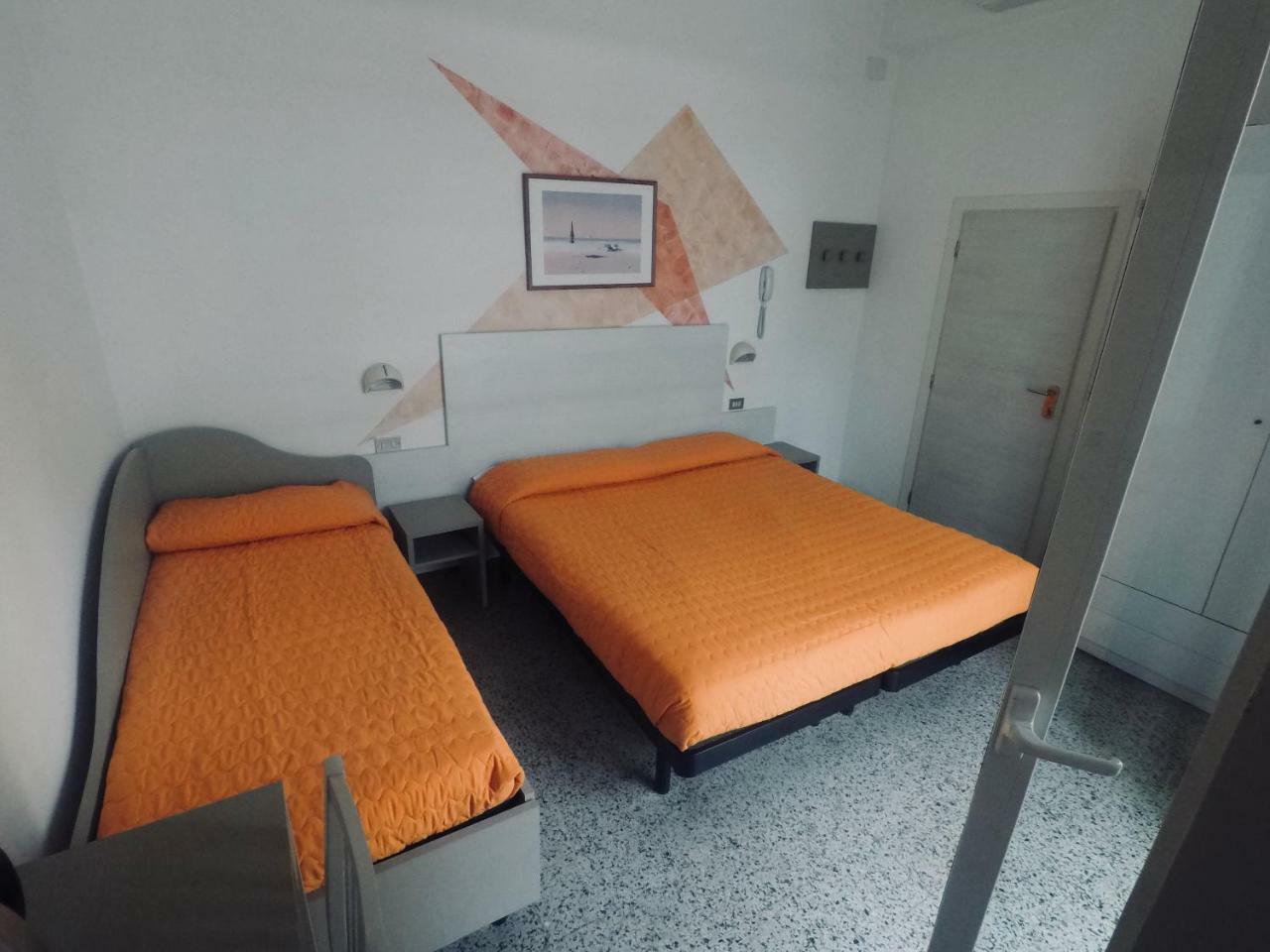 Alevon Hotel Rimini Extérieur photo