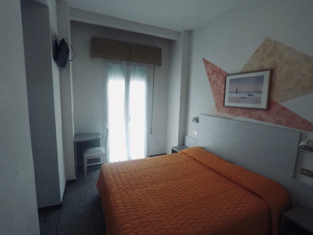 Alevon Hotel Rimini Extérieur photo