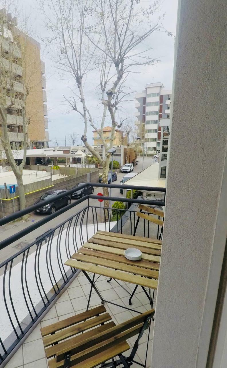Alevon Hotel Rimini Extérieur photo