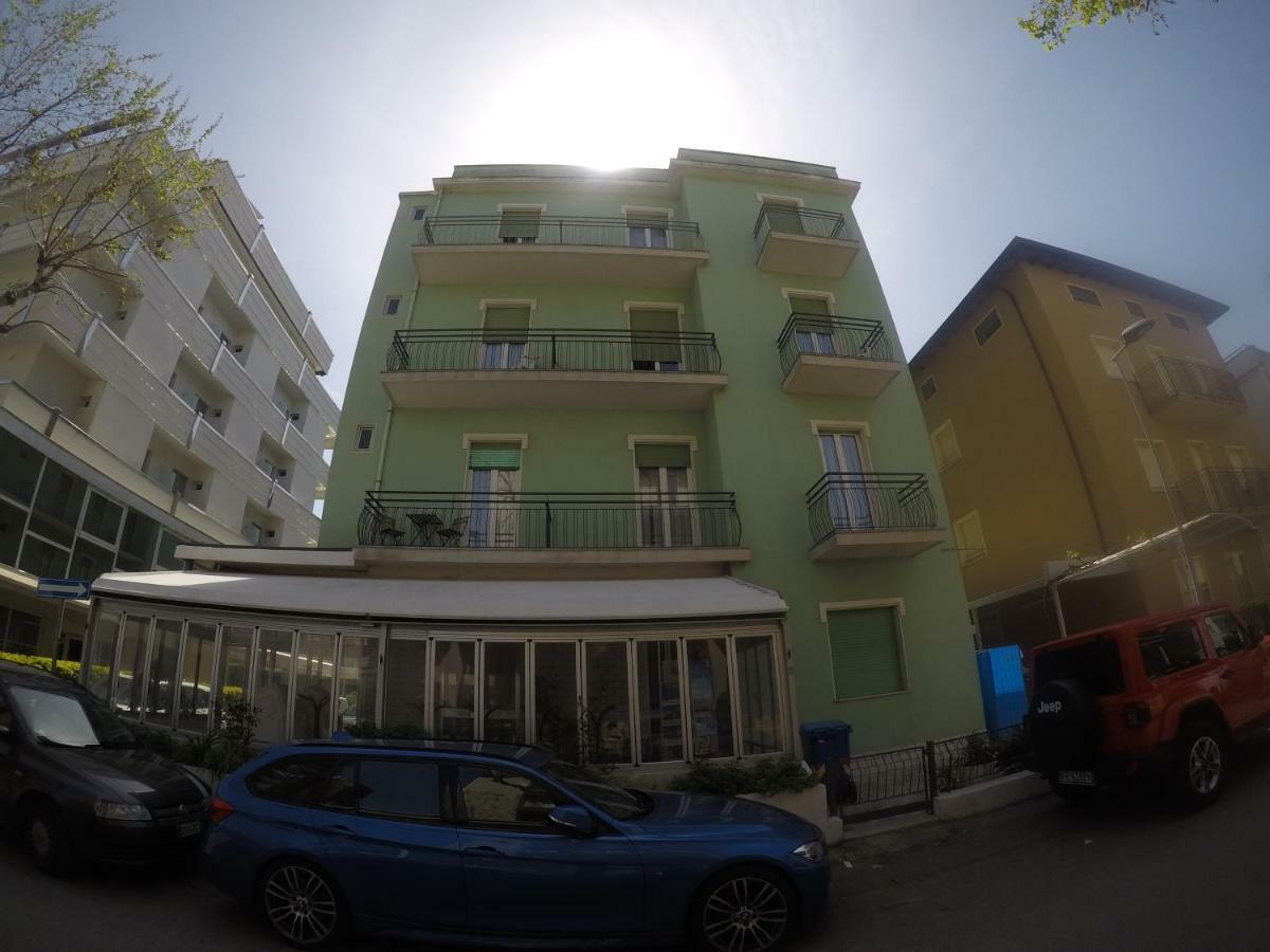 Alevon Hotel Rimini Extérieur photo