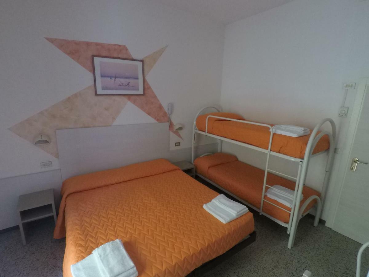 Alevon Hotel Rimini Extérieur photo